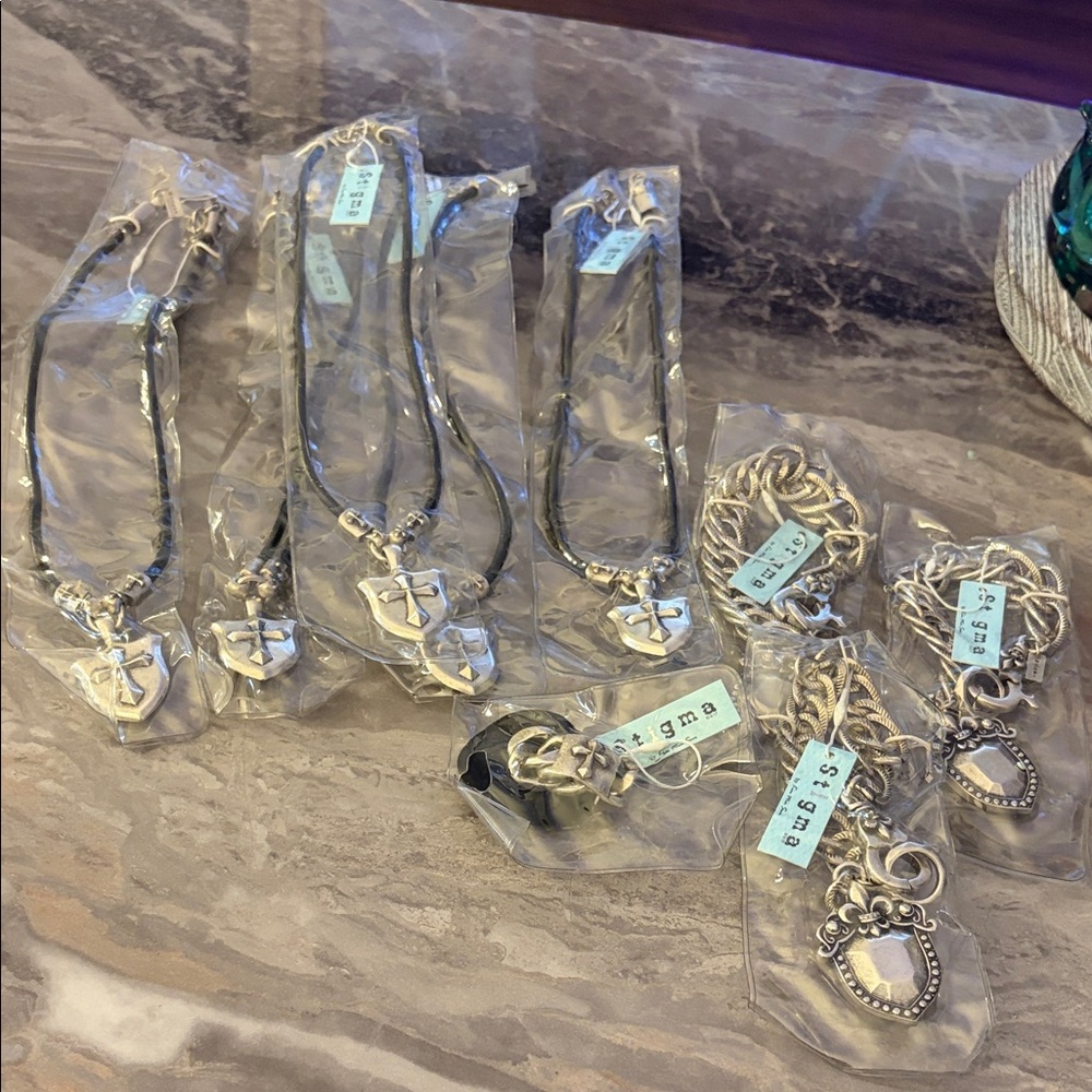 Sigma Beauty‎ Silver Anchor Jewelry Set